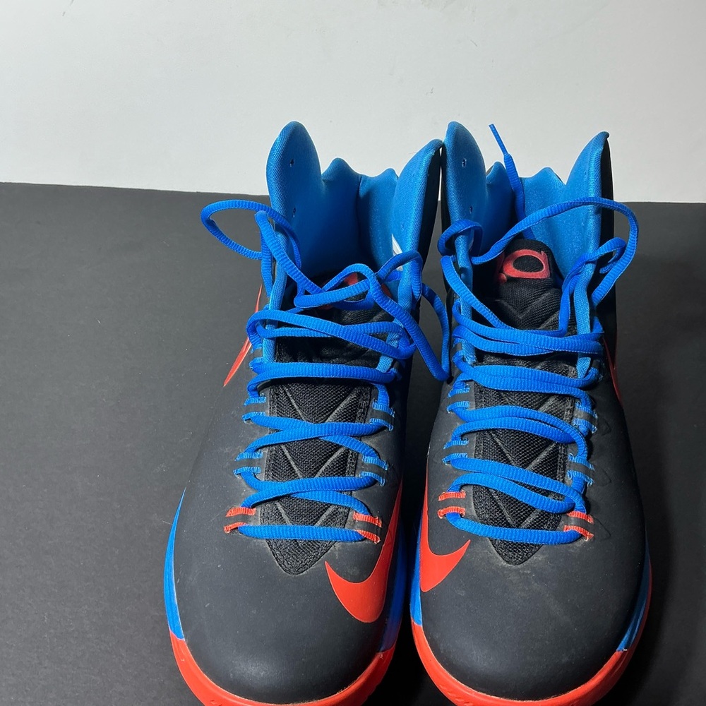 Black and Blue KD THUNDER AWAY Athletic Sneakers with Red Accents